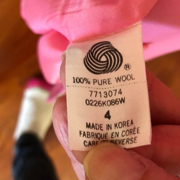 Vtg Tahari Classics Pink Wool Dress w Gold Buttons - Picture 3 of 5